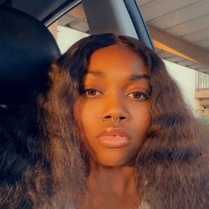 Meet your Posher, Latricia